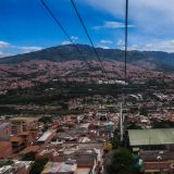 Mit der "Metrocable" kommt man vom Parque Arví ins 1000m tiefer gelegene Stadtzentrum von Medellín.
