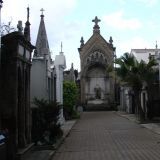 Für die einen schön, für die anderen völlig dekadent: Recoleta - der Friedhof der Reichen und Mächtigen in Buenos Aires.
