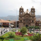 Die wunderschöne Dorfplaza von Cusco
