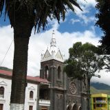 Die Dorfplaza von Baños de Agua Santa
