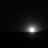 Kaum geht die Sonne unter, erhellt der Mond die Nacht. Für heute brauchen wir keine Taschenlampe!
